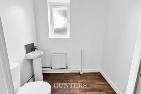 Martindale Crescent (3).jpg