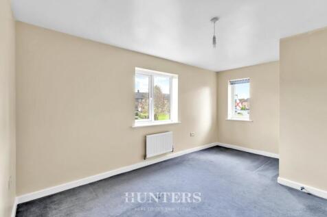 Martindale Crescent (12).jpg