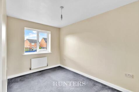 Martindale Crescent (19).jpg