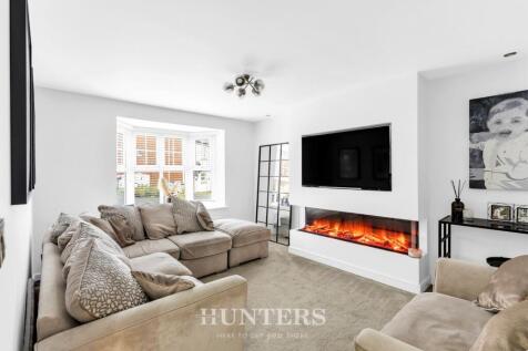 Kirkfell Drive (1).jpg