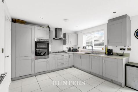 Kirkfell Drive (25).jpg