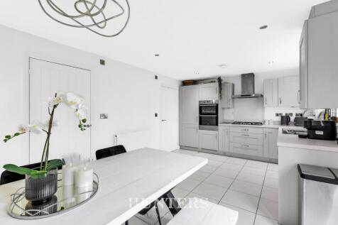 Kirkfell Drive (26).jpg