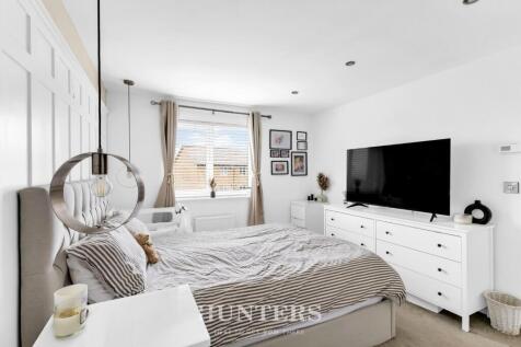 Kirkfell Drive (7).jpg