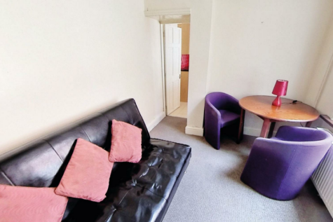 251 CLARENDON PARK RD-03.png