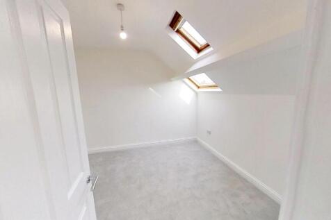 Flat-3-324-Victoria-Park-Road-03232022_121451.jpg