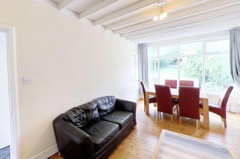 79-Stanfell-Road-Leicester-Living-Room.jpg