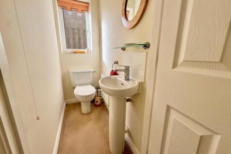 Ground Floor Wc