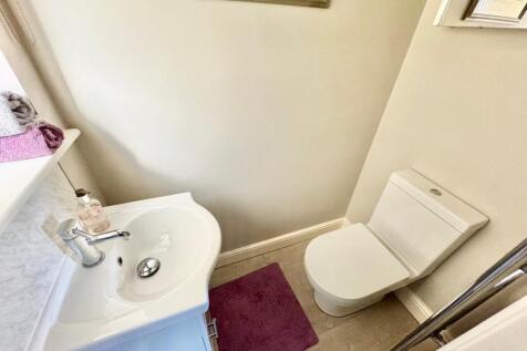 Ground Floor Wc