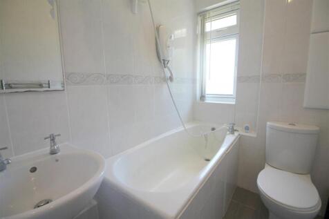 176a Bathroom.jpg