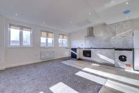 thumbnail_ High Street (1)_1-min.jpg