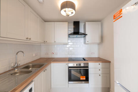 Flat 1 13-14-5