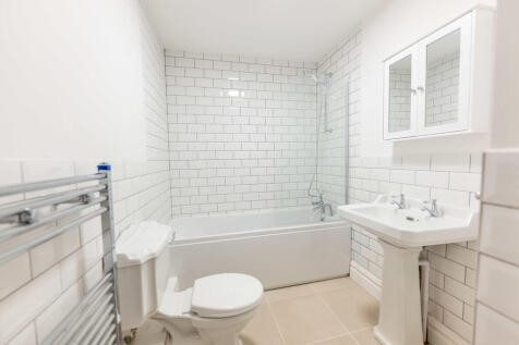 Flat 4 13-14-5