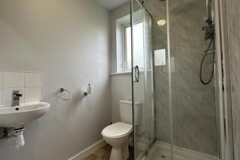 En-suite Bathroom...