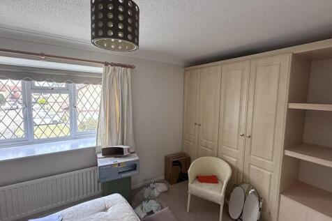 Bedroom One (2)
