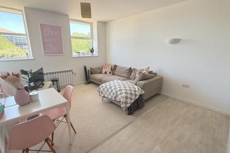 Lounge Area (View...