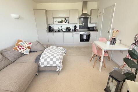 Lounge/Kitchen