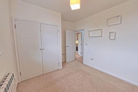 Bedroom (View 2)
