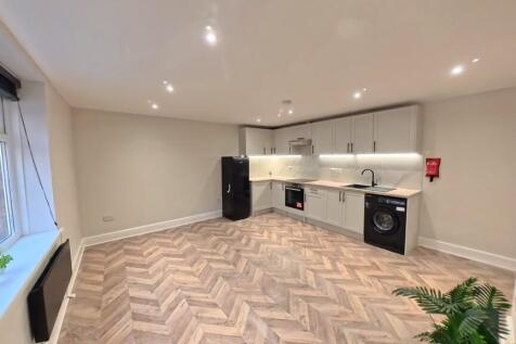 Lounge/Kitchen (V...