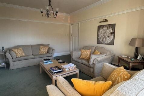 03 LOUNGE_9622.jpg