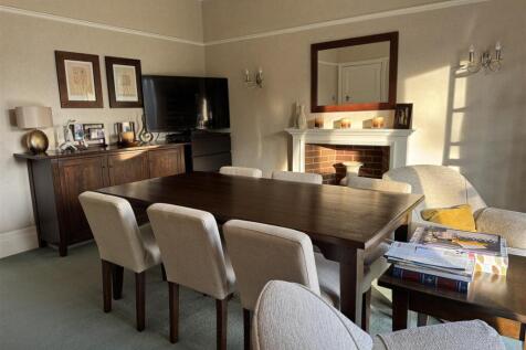04 DINING ROOM_9614.jpg