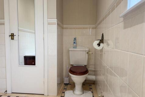 09 BATHROOM_0297.jpg