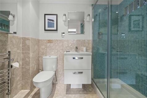 Bed 1 En-Suite