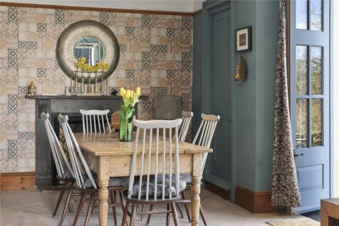 Dining Rm
