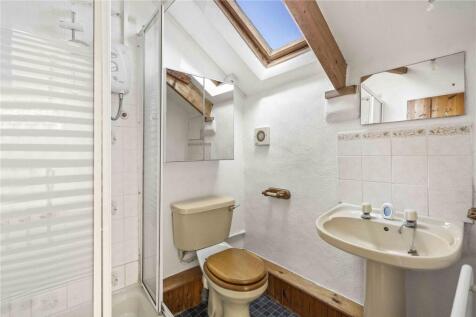 Bed 1 Shower Rm