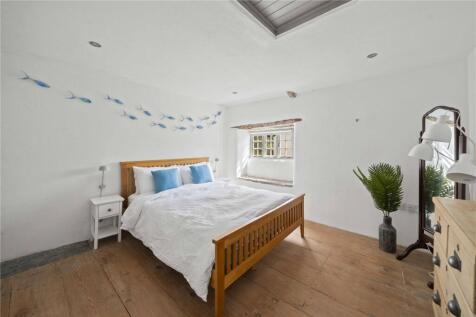 Bed 1