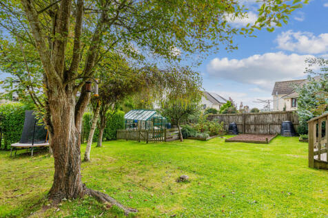 A11 - 2 Woodlands, Churchstow - 251008