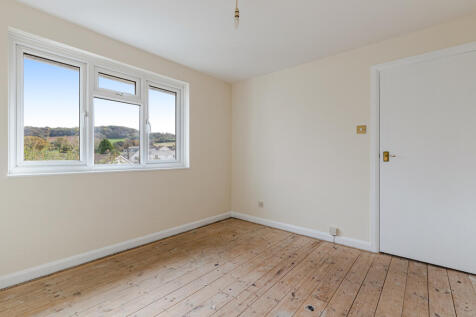 A17 - 3 Orchard View, Frogmore - 251014