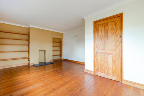 A10 - 4 Greenbanks, slapton - 251028