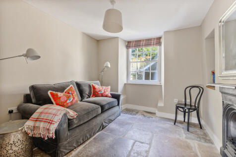 A15 - Lower East Farmhouse Easton - 251110