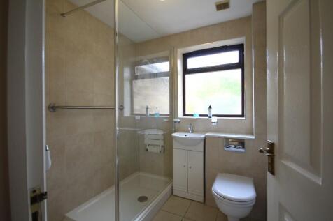 Family shower room