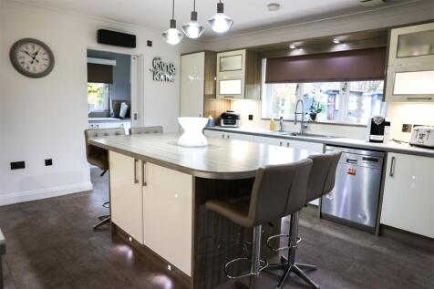 Kitchen/Family Room