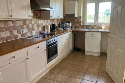 Kitchen T202504111509.jpg