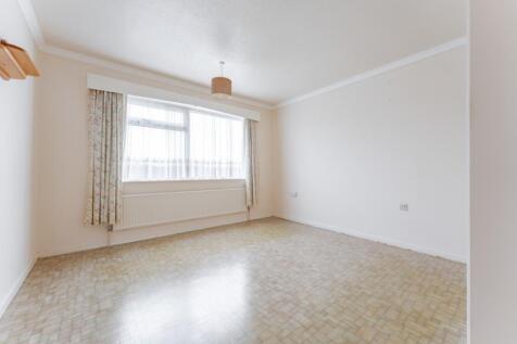7-18 Bracken Ave Overstrand-7 T202503271018.jpg