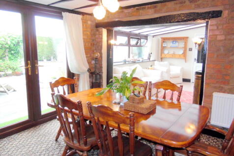 DINING ROOM  1  T202505191646.jpg