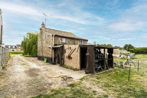 Church Farm Cottage-8 T202505231135.jpg