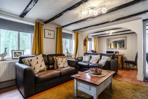 Church Farm Cottage-15 T202505231135.jpg