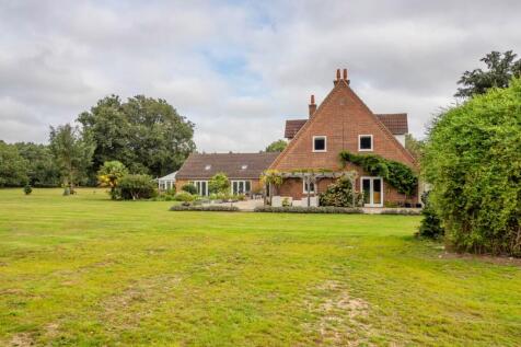 LorneHouse-28  Medium  T202505231709.jpg