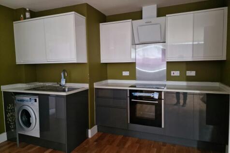 Kitchen 2 T202503031213.jpg