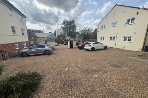 Parking T202507211527.jpg