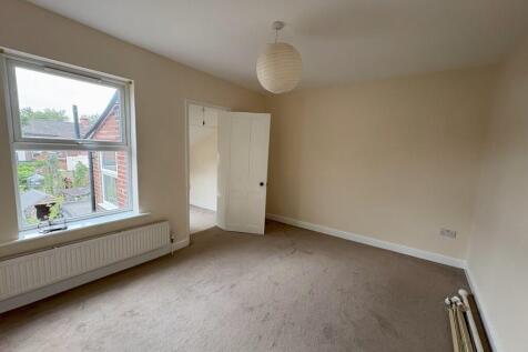 26 Esdelle Street - 250819 - Bedroom Right Side Stairs  - 2 T202508191320.jpeg