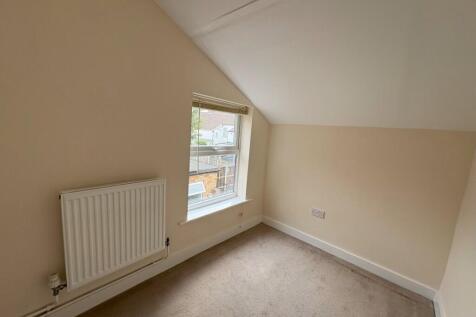 26 Esdelle Street - 250819 - Bedroom  Small  - 3 T202508191320.jpeg