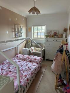 Bedroom 4 T202509250949.jpg