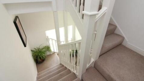 Staircase T202509050936.jpg