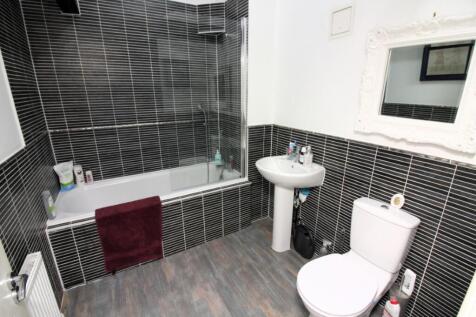 Bathroom  Medium  T202509291201.jpg