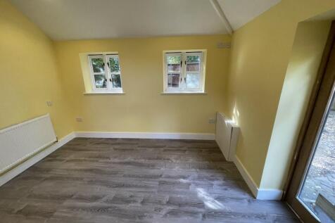 13  Medium  T202510291555.jpg