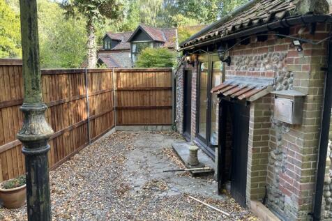 16  Medium  T202510291555.jpg